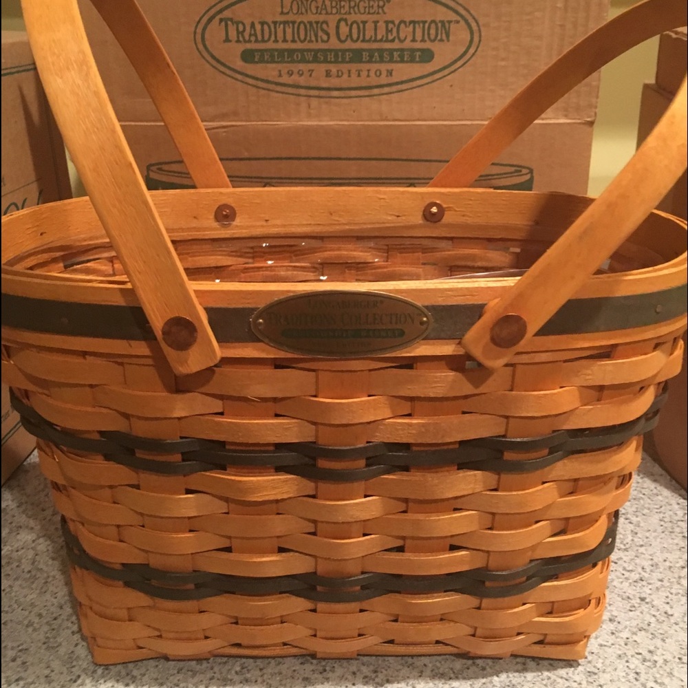 1997 Fellowship Basket
