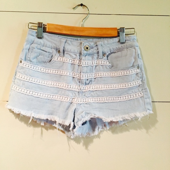 Bullhead High Rise Shorts - Picture 1 of 4