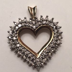 10 K heart pendant
