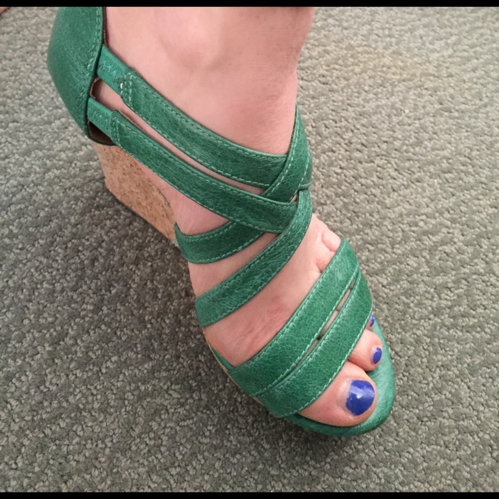 Liz Mooz wedge sandal in green