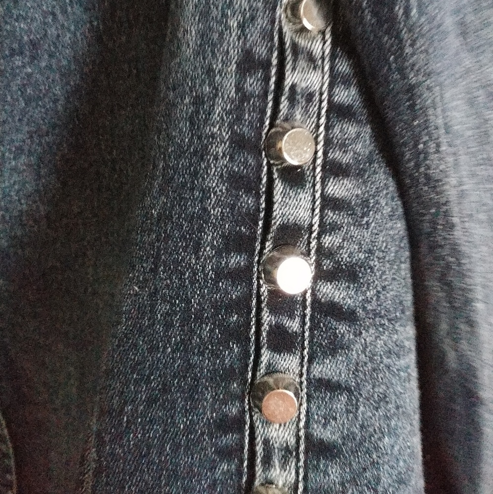 Denim jacket - Picture 3 of 3
