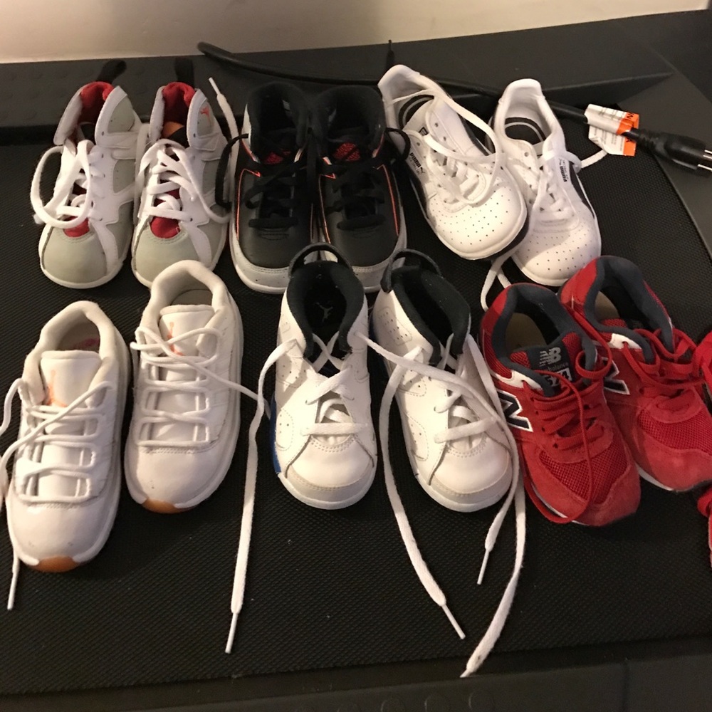Sneakers