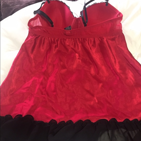 Red Satin babydoll size M - Picture 5 of 6
