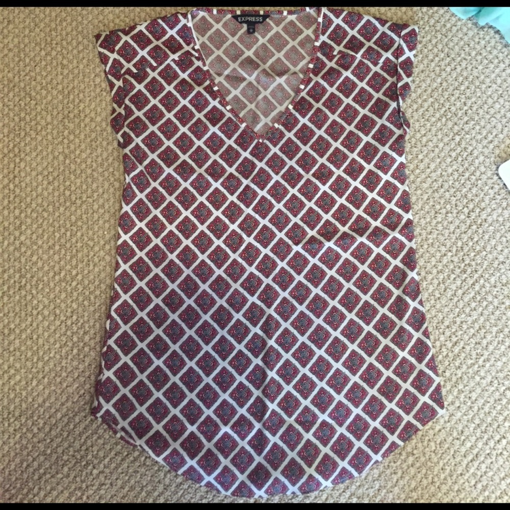 Like New Express printed blouse!
