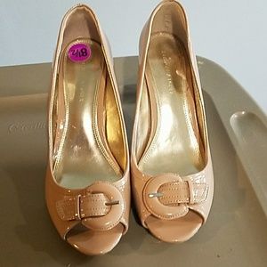 Final! Etienne Aigner size 8.5 nude heels