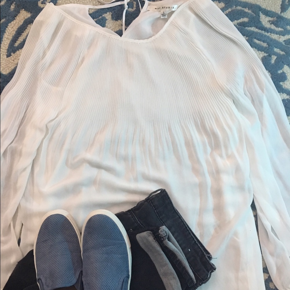 White Pleated Blouse nwot