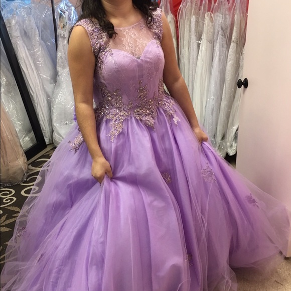 Quinceañera or Ballgown dress - Picture 1 of 8