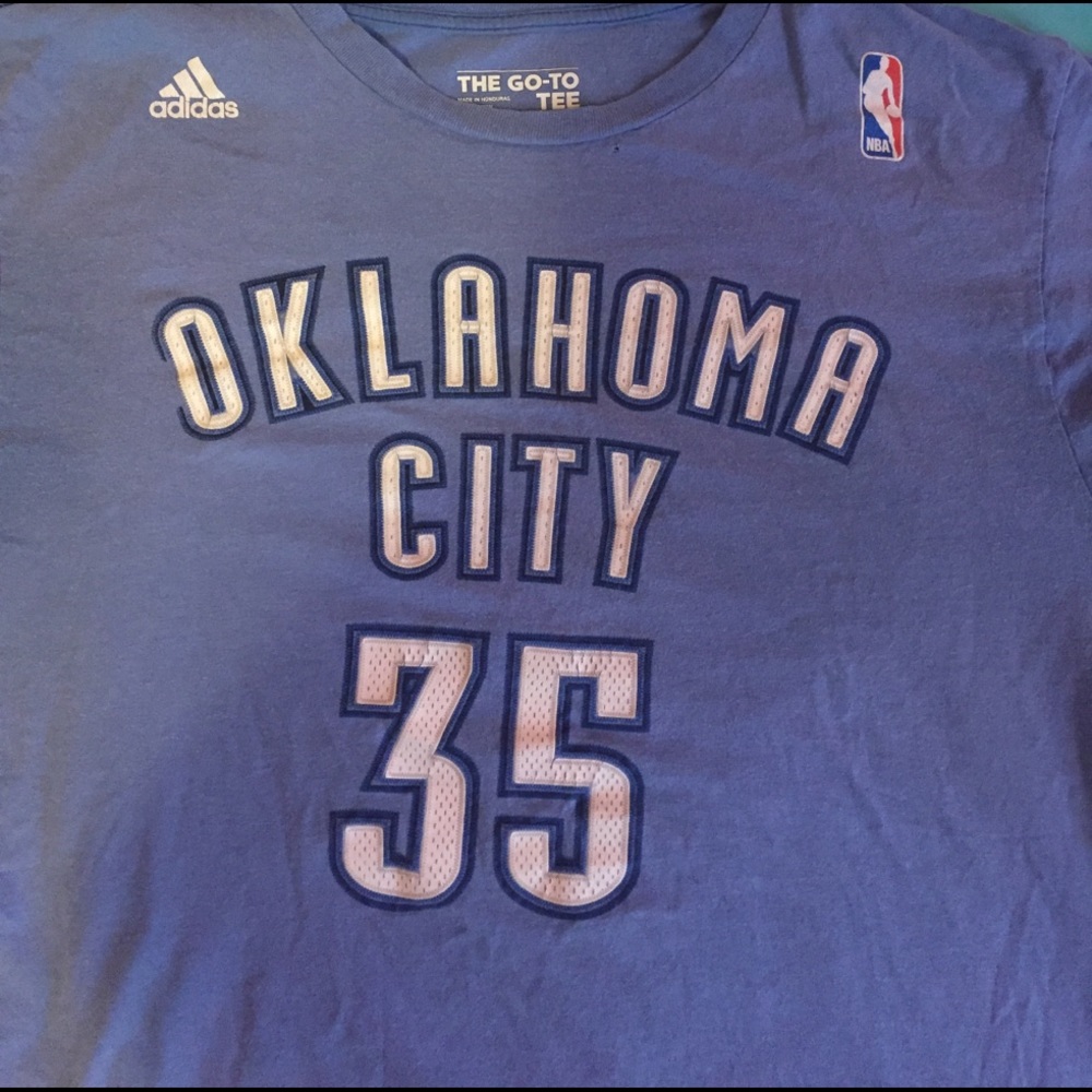 Kevin Durant t- shirt just trying to get rid of it