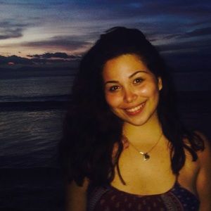 Meet your Posher, Alyssa