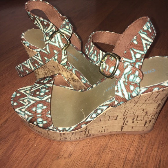 Christian Siriano aztec print wedges - Picture 2 of 4