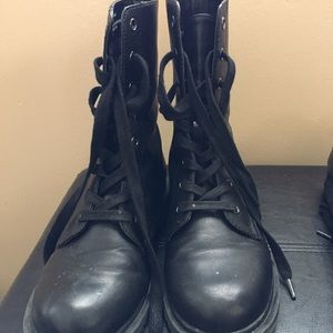 Steve Madden combat boot