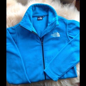 North Face light weight fleece - size M