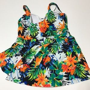 Maxine of Hollywood Swim - 🎉Host Pick🎉Hawaiian Floral Swim Dress - SW-9 Maxine of Hollywood Swim - 🎉Host Pick🎉Hawaiian Floral Swim Dress - SW-9