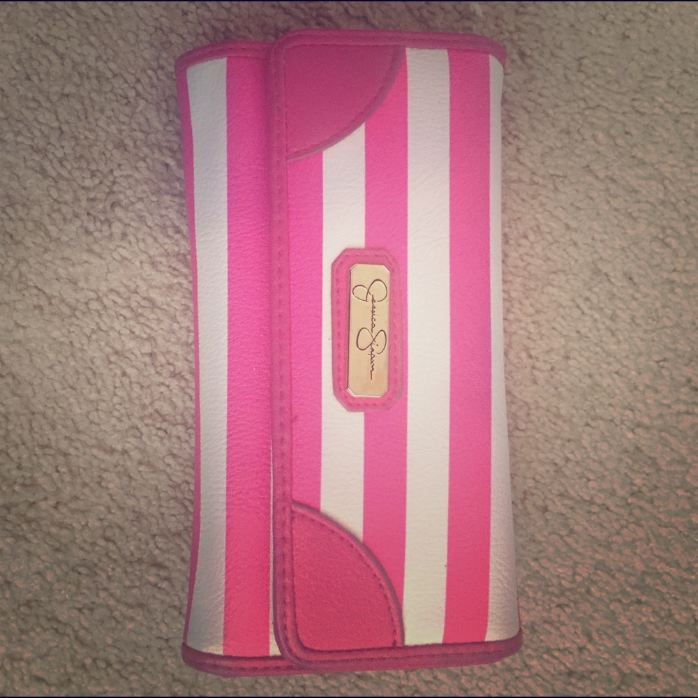 Jessica Simpson wallet
