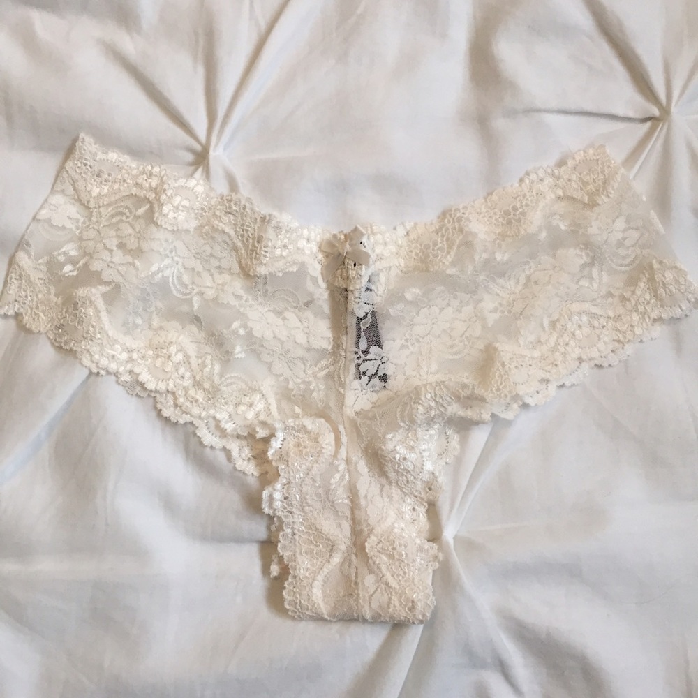 Victoria's Secret lace cheeky panty