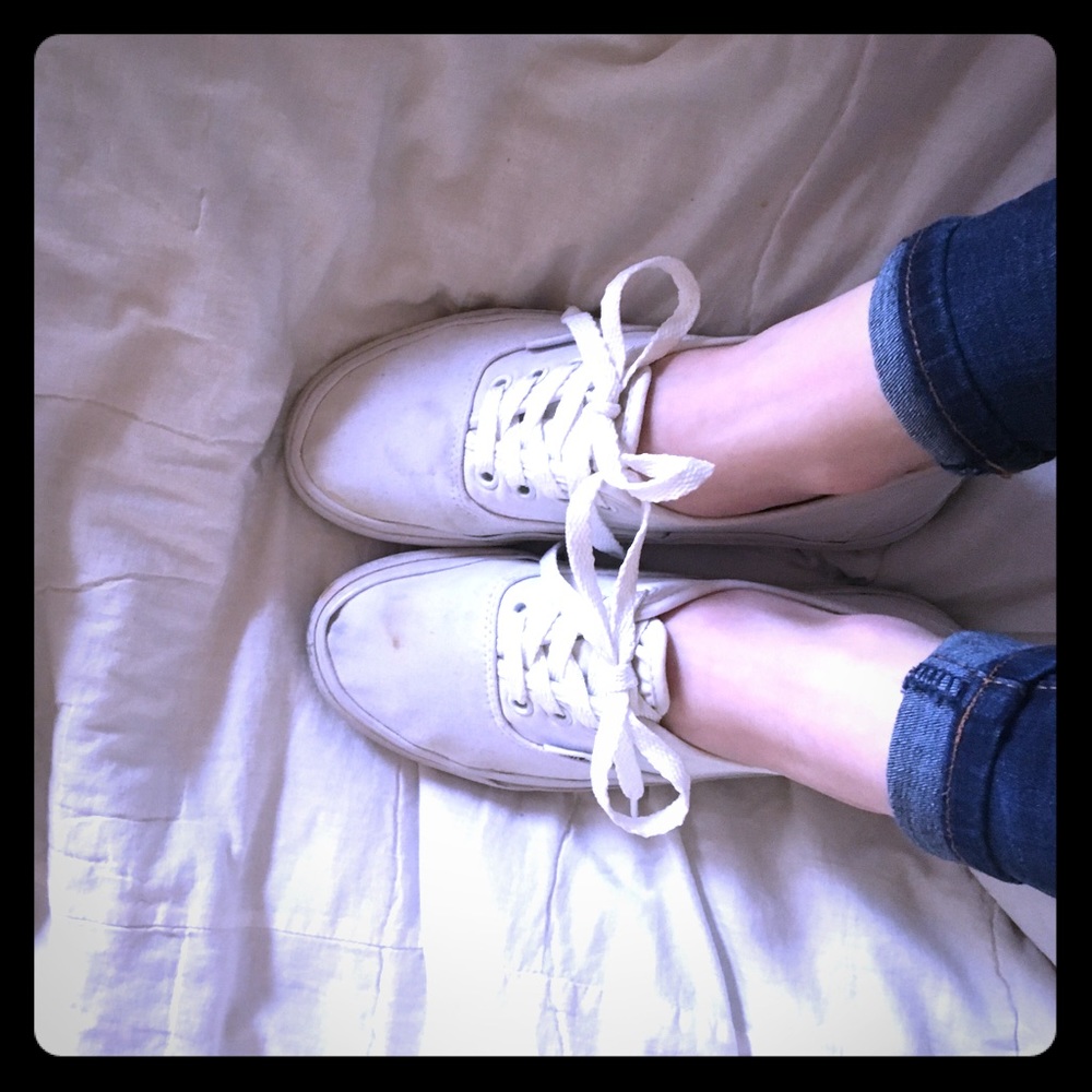 White Lace Up Vans. Size 6
