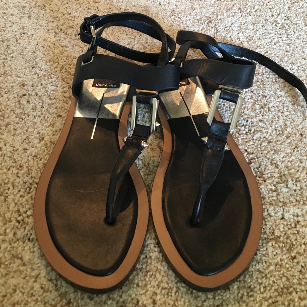 Dolce vita sandals