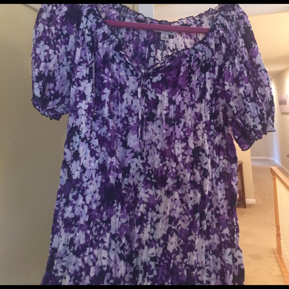 Purple gauzy flowery top