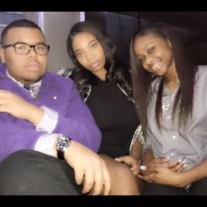 Meet your Posher, Shaina