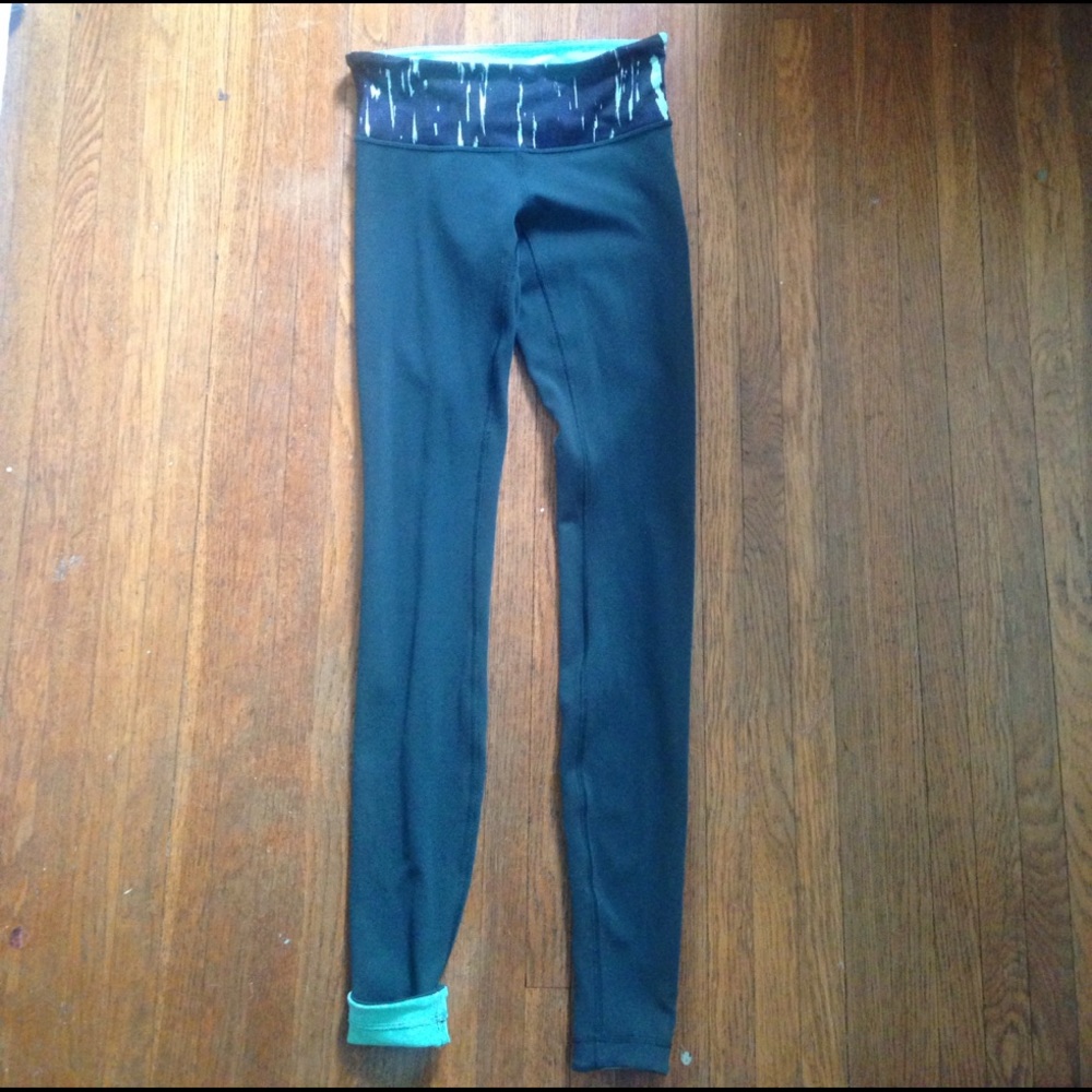 Reversible lululemon leggings