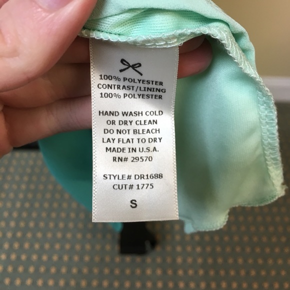 Everly 2 toned high low dress - Picture 4 of 4