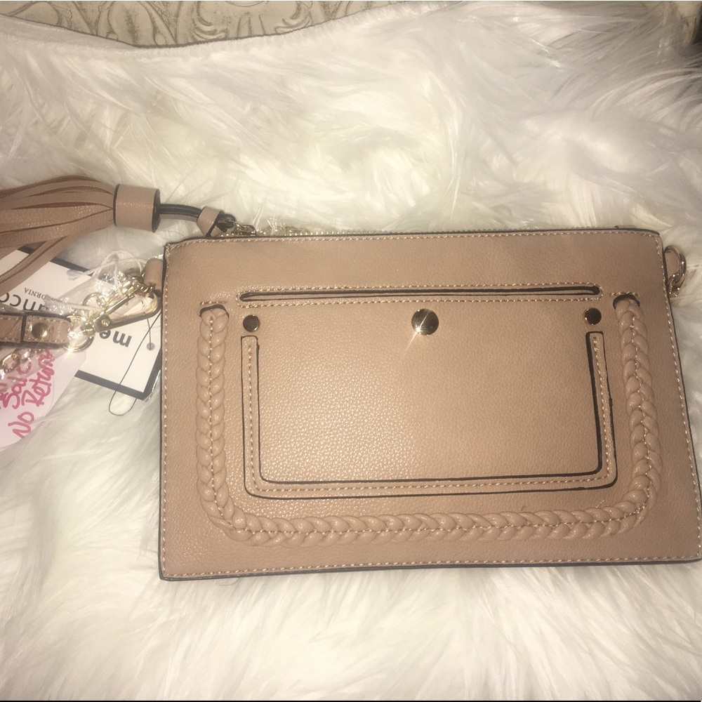 PRICE DROP! Sawyer Cross Body