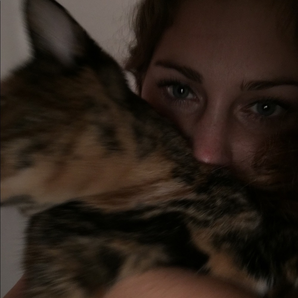 Meet your Posher, Emily