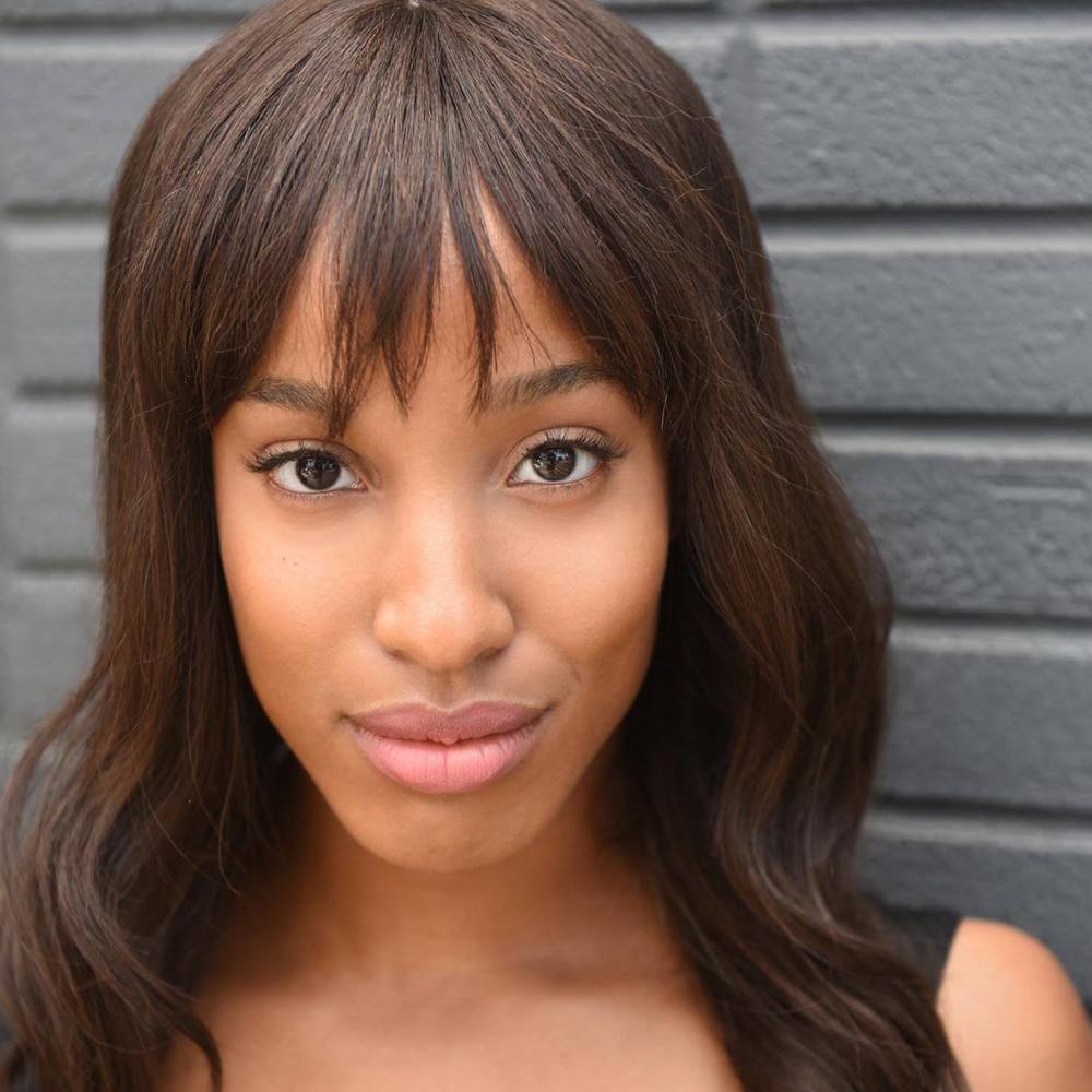 Meet your Posher, Lina