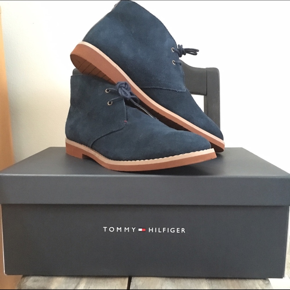 MEN'S TOMMY HILFIGER CHUKKA BOOT