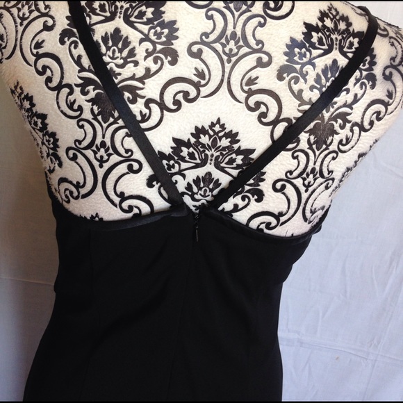 Adrianna Papell Evening Slinky Black Dress - Picture 4 of 6