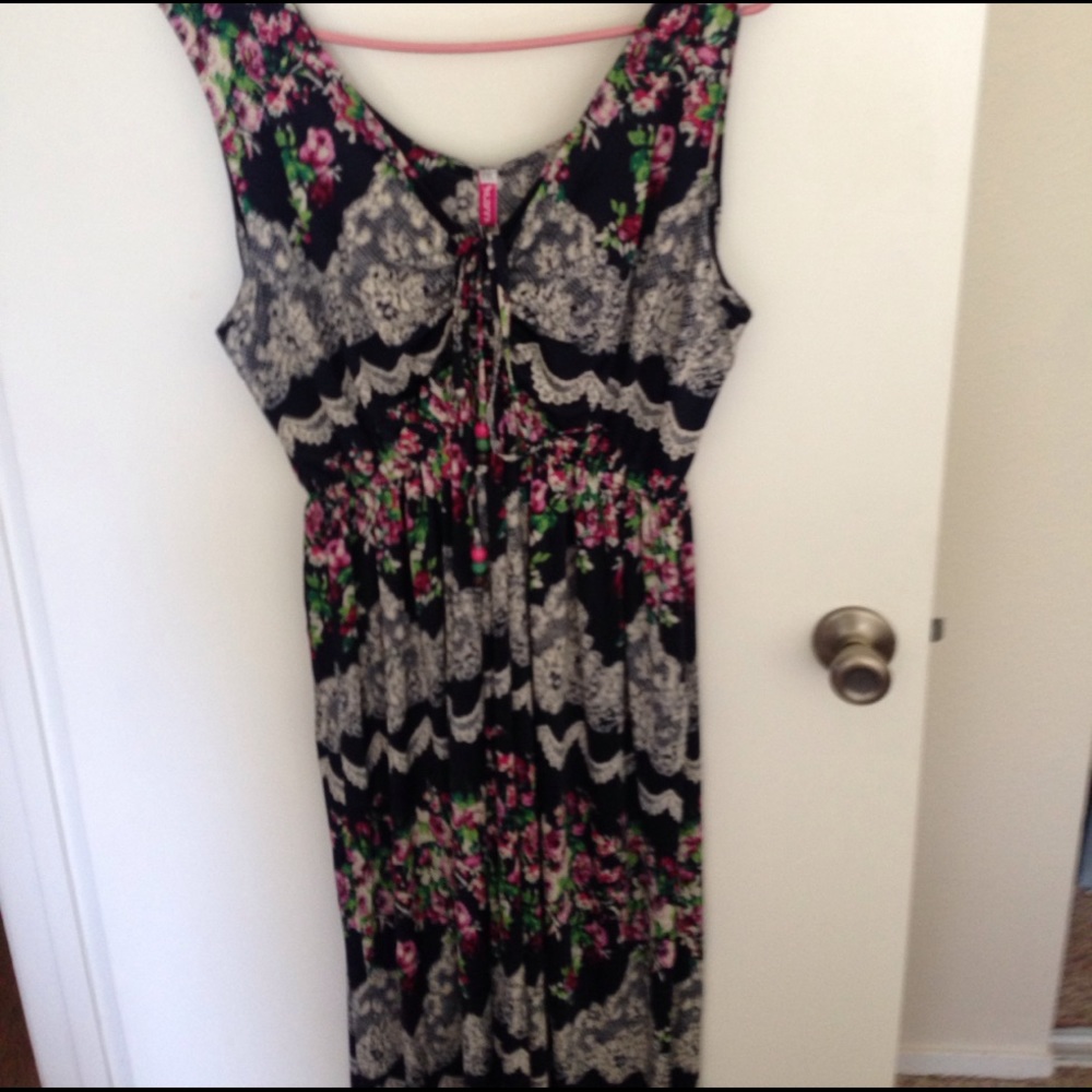 BNWT summer Maxi size XXL