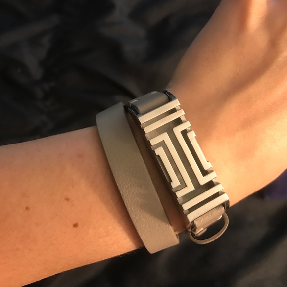 Tory Burch for Fitbit Bracelet - Picture 4 of 4