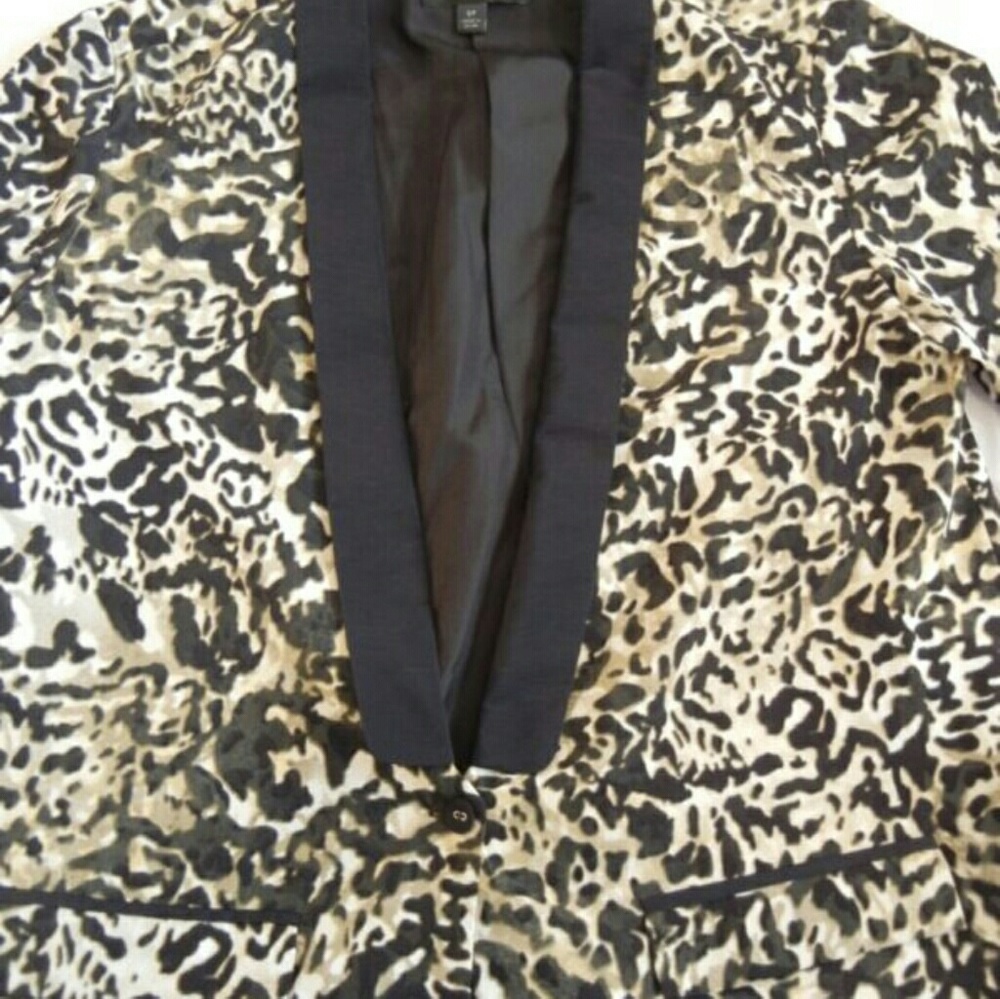 🦌NWT🦌Animal print jacket size M - Picture 3 of 3