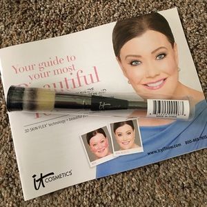 It Cosmetics Complexion Perfection #7