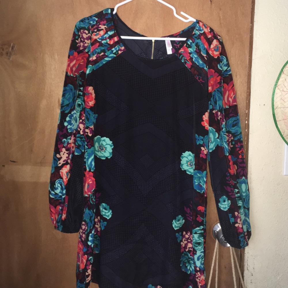 Vintage-look 70's dress