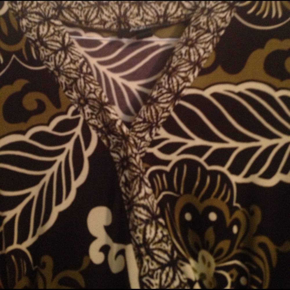 Dress - Picture 2 of 2