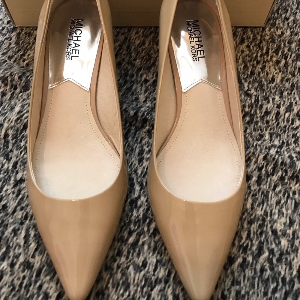 Michael Kors pumps