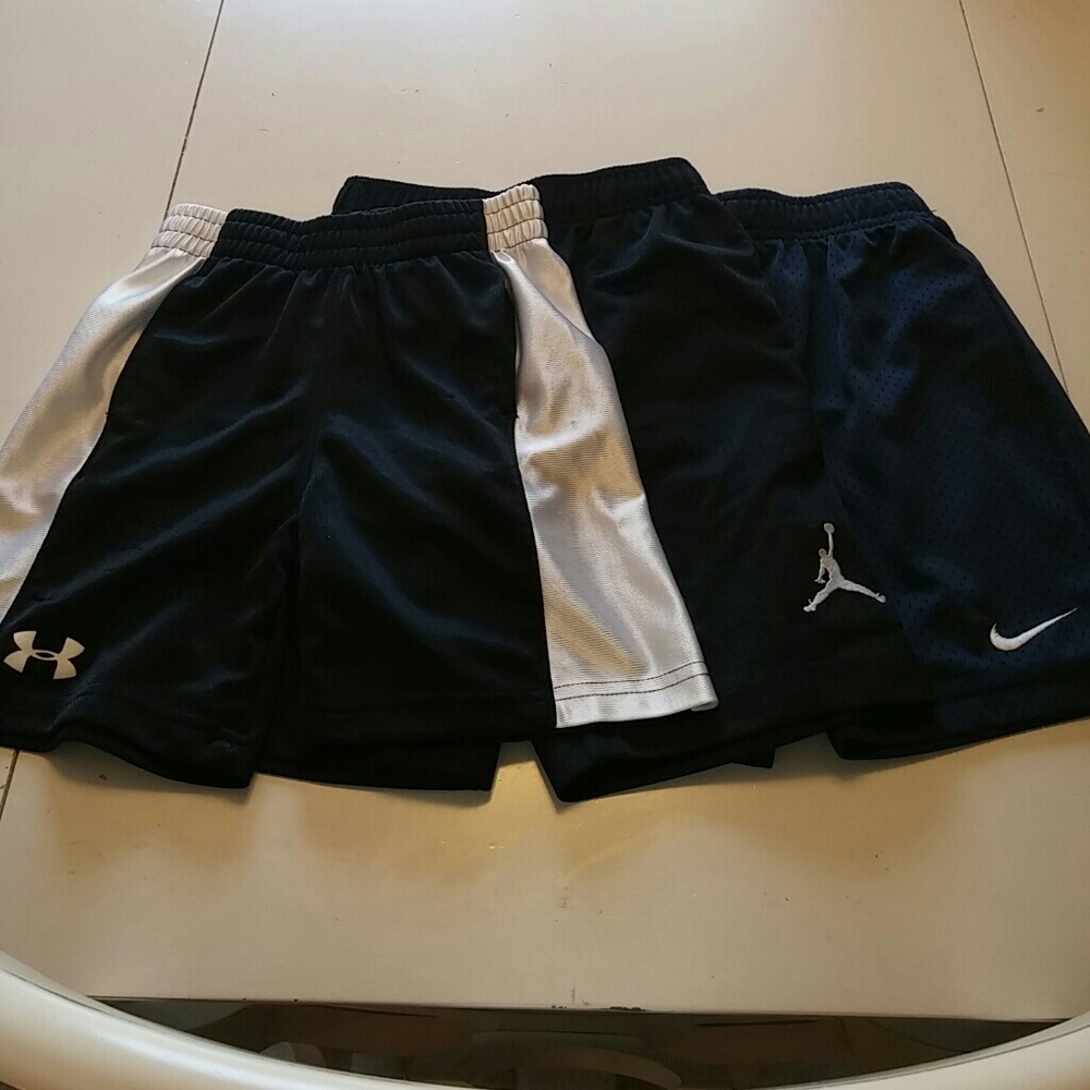 Lot of Boys Nike Basketball Shorts Size 4-5