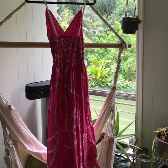 SOLD Beachy Roxy Dress - Picture 2 of 4