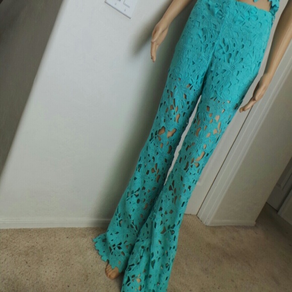 🆕Teal two piece crotchet / lace outfit - Picture 3 of 8