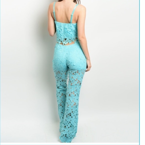 🆕Teal two piece crotchet / lace outfit - Picture 2 of 8
