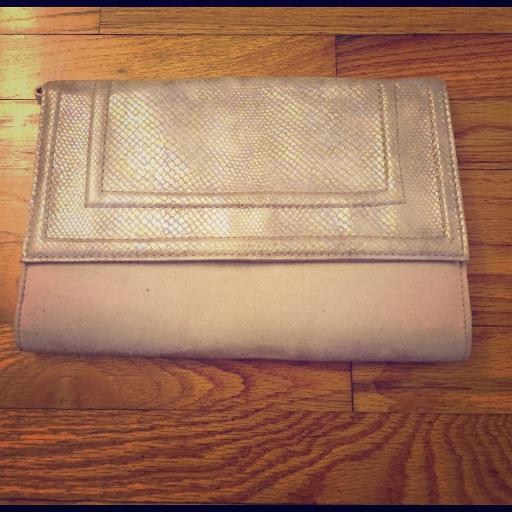 Side shoulder/Over the shoulder/Clutch