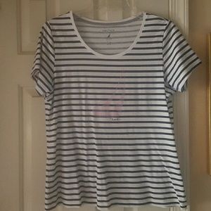 A comfortable striped cotton Nautica t-shirt