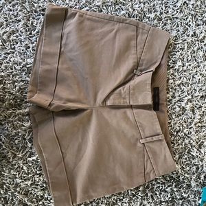The Limited- Drew Fit Khaki cuffed Shorts, Size 4