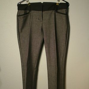 Express Columnist pants, barely boot, size 6 short