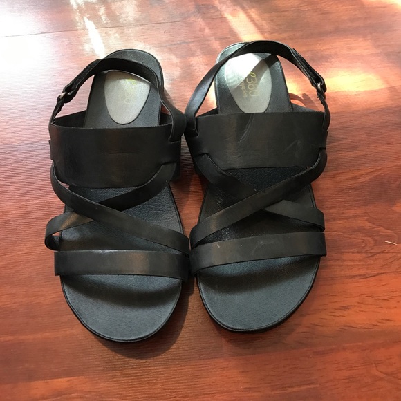Easy spirit strapped sandals - Picture 1 of 1