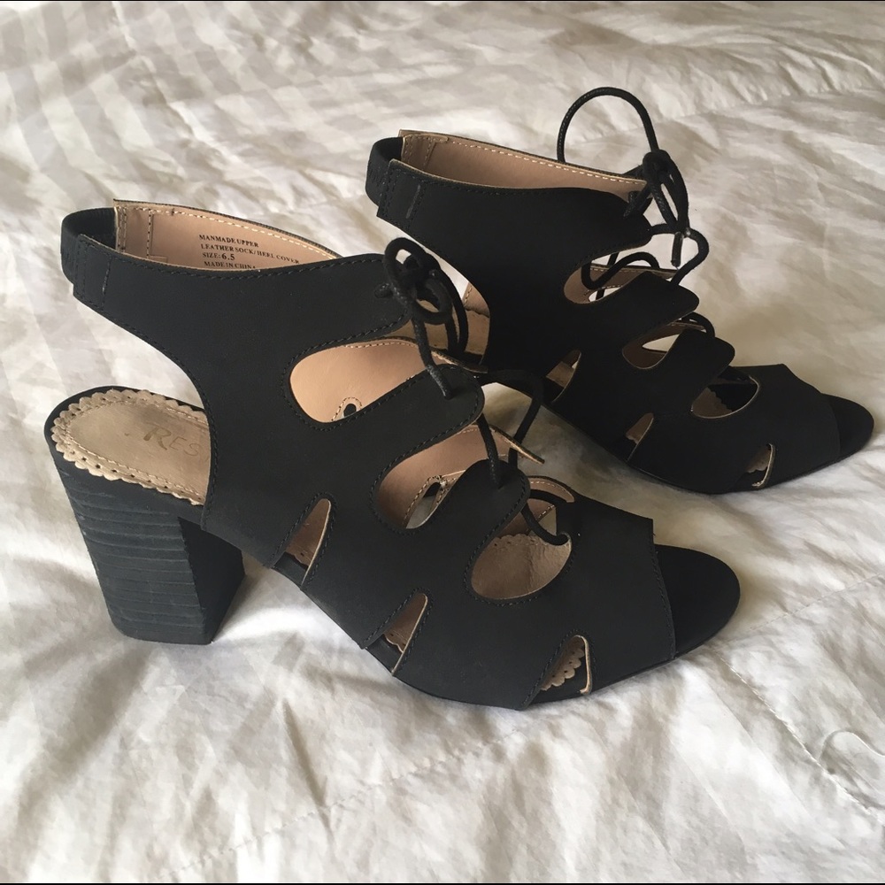 Report lace up block heel sandals, 6.5