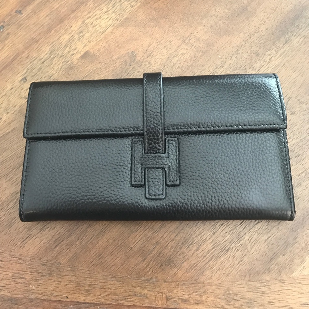 Black wallet