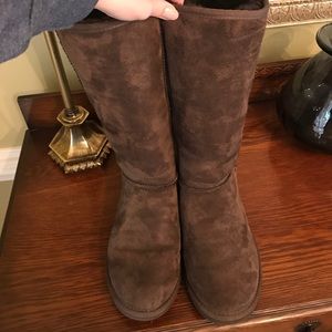 Brown Tall Uggs