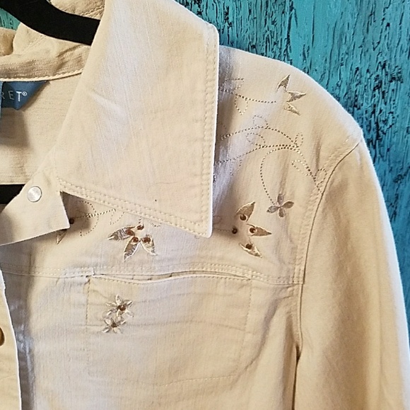 Jacket - Picture 3 of 3